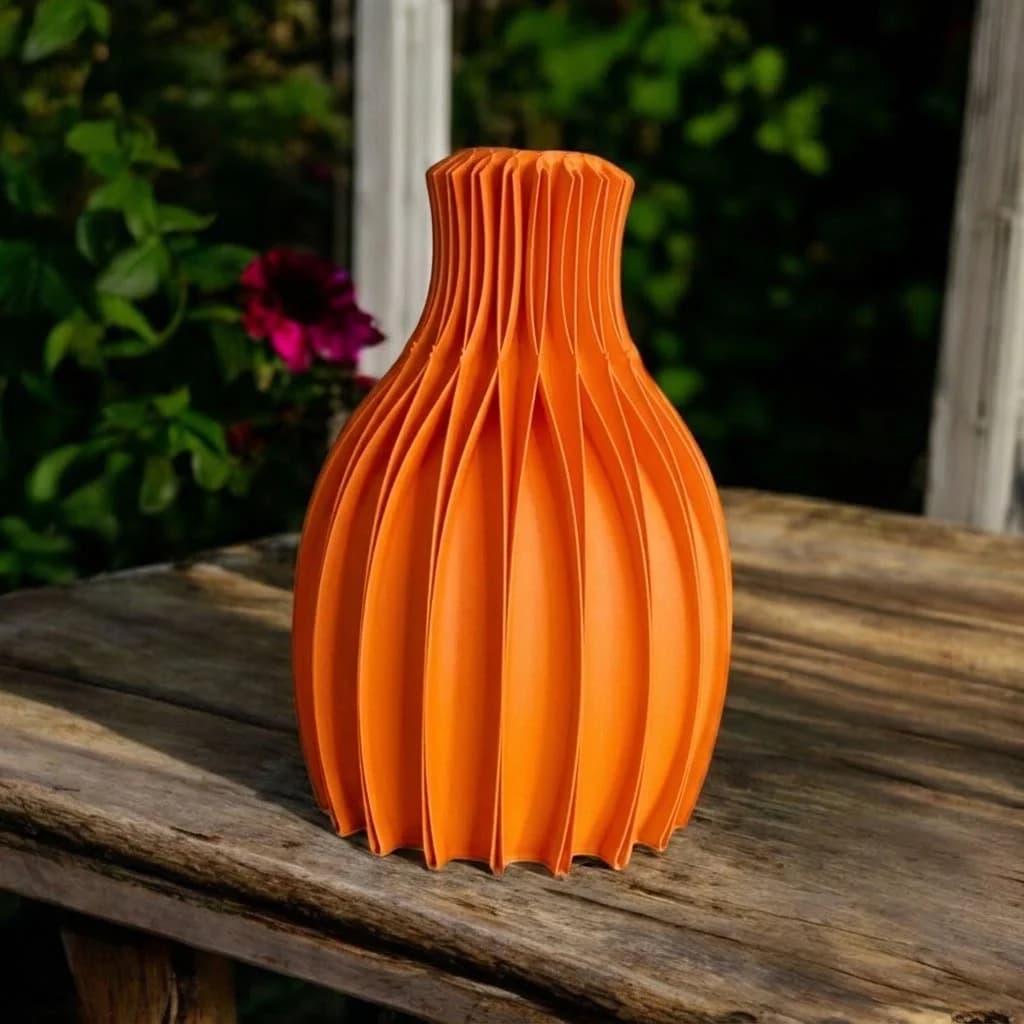 "Facetta" Faceted Vase 5