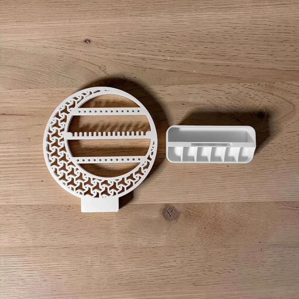Crescent Moon Jewelry Organizer 2