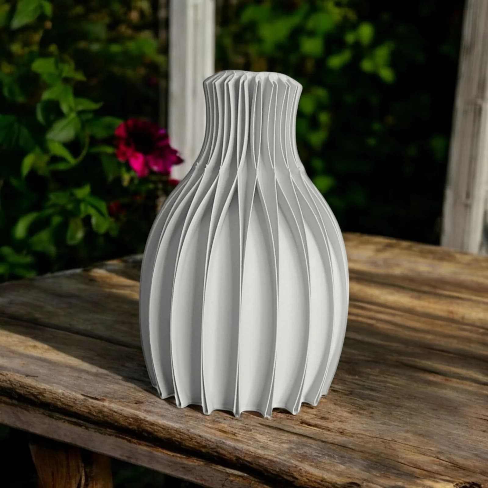 "Facetta" Faceted Vase 3